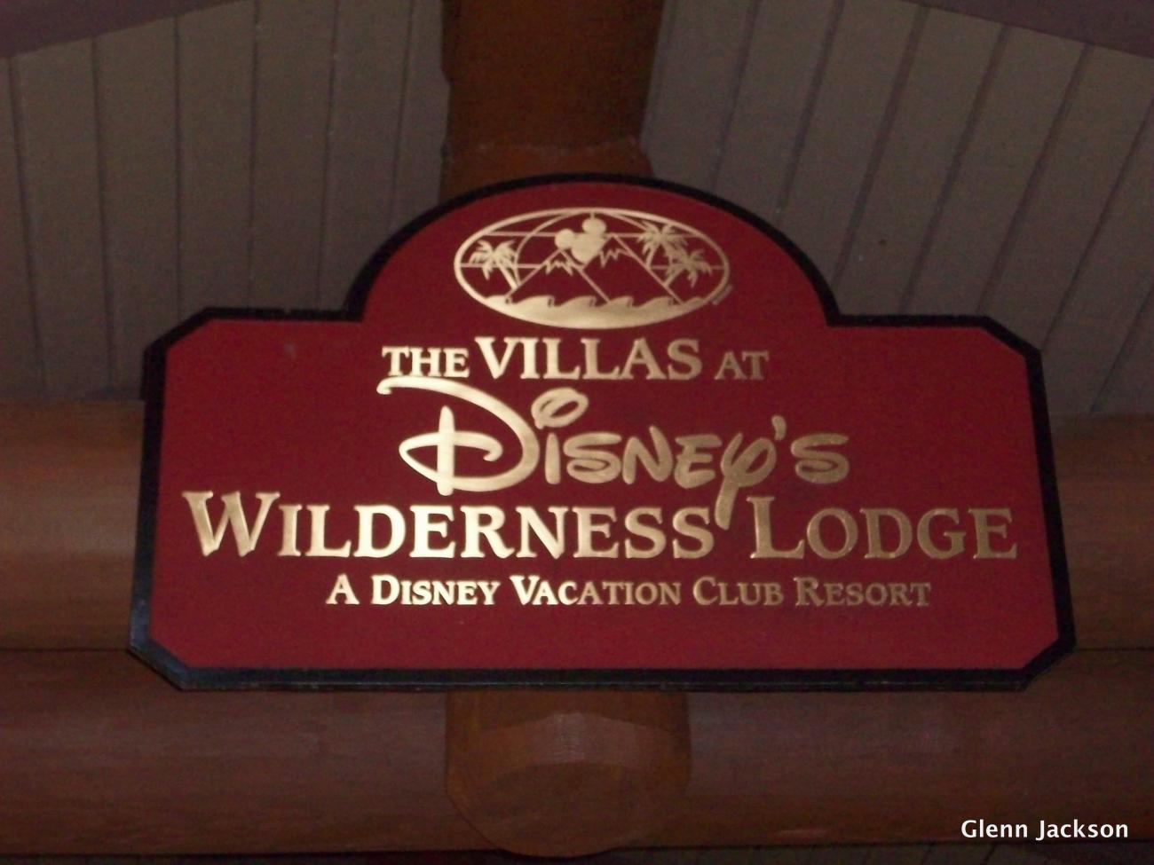 Villas Sign